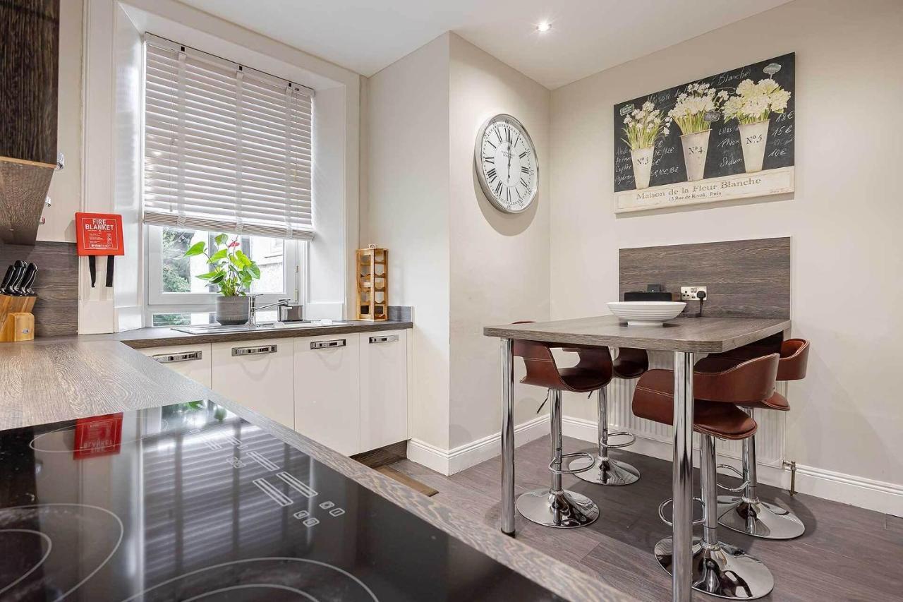 Carmel Apartments Falkirk Zimmer foto